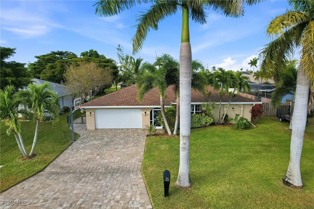 321 SE 30th Street Cape Coral FL 33904
