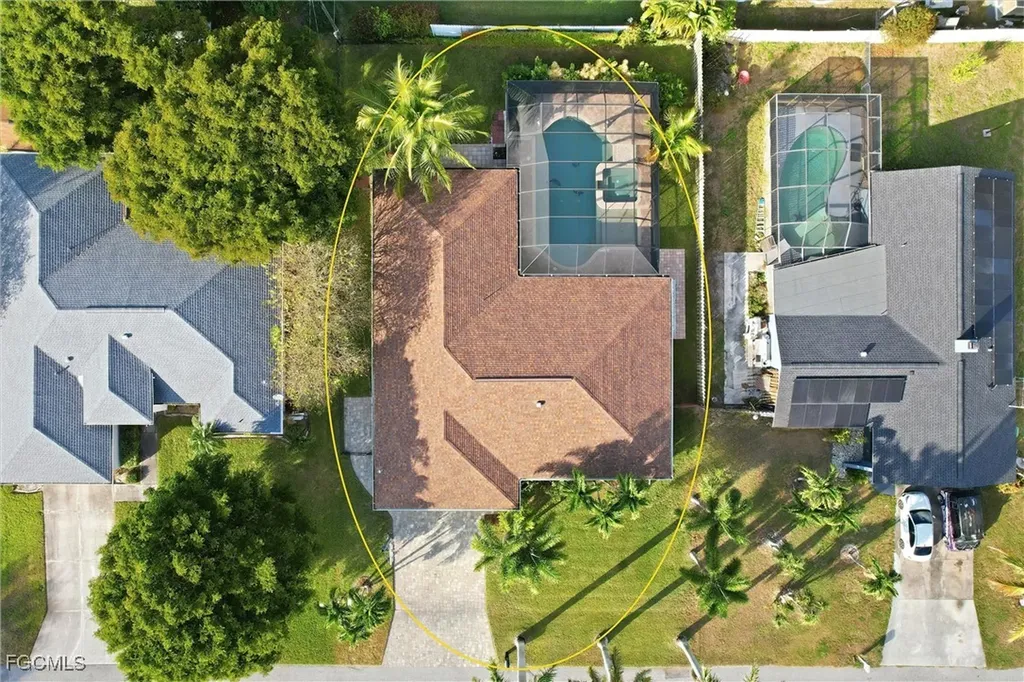 321 SE 30th Street Cape Coral FL 33904