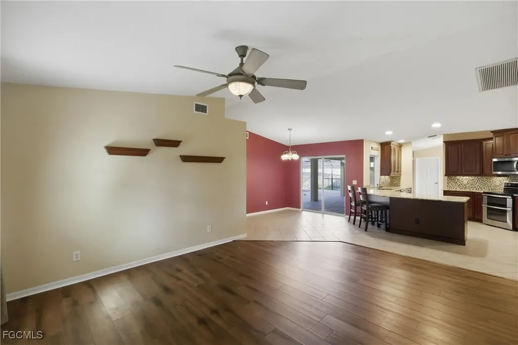 321 SE 30th Street Cape Coral FL 33904