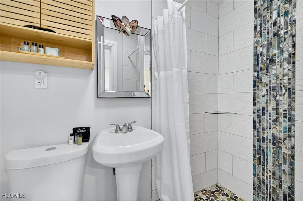 1220 Morningside Place Sanibel FL 33957