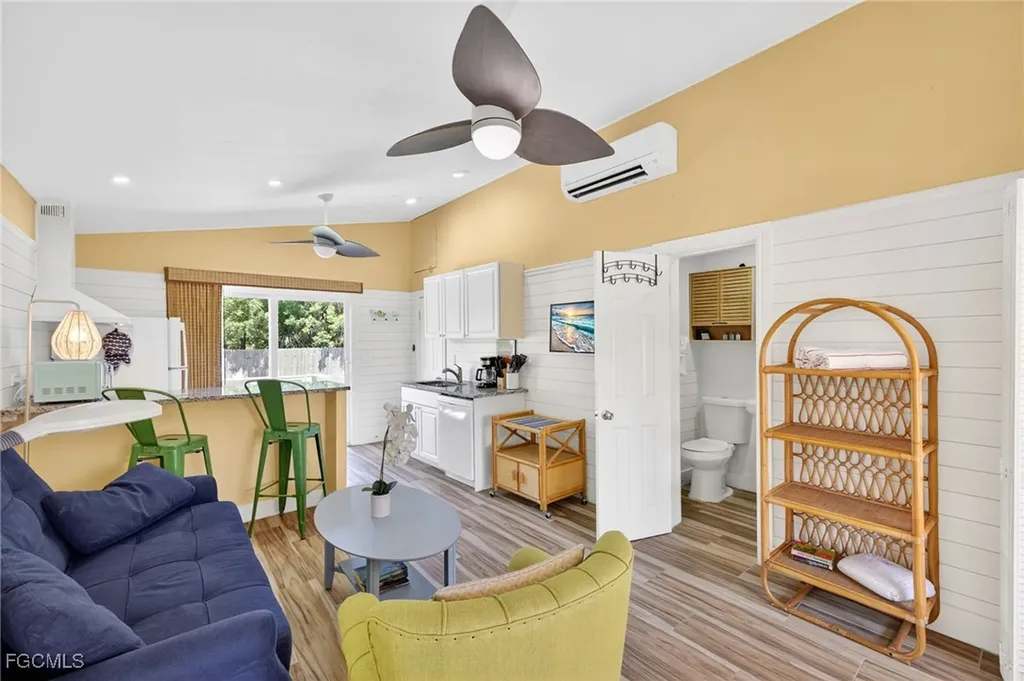 1220 Morningside Place Sanibel FL 33957