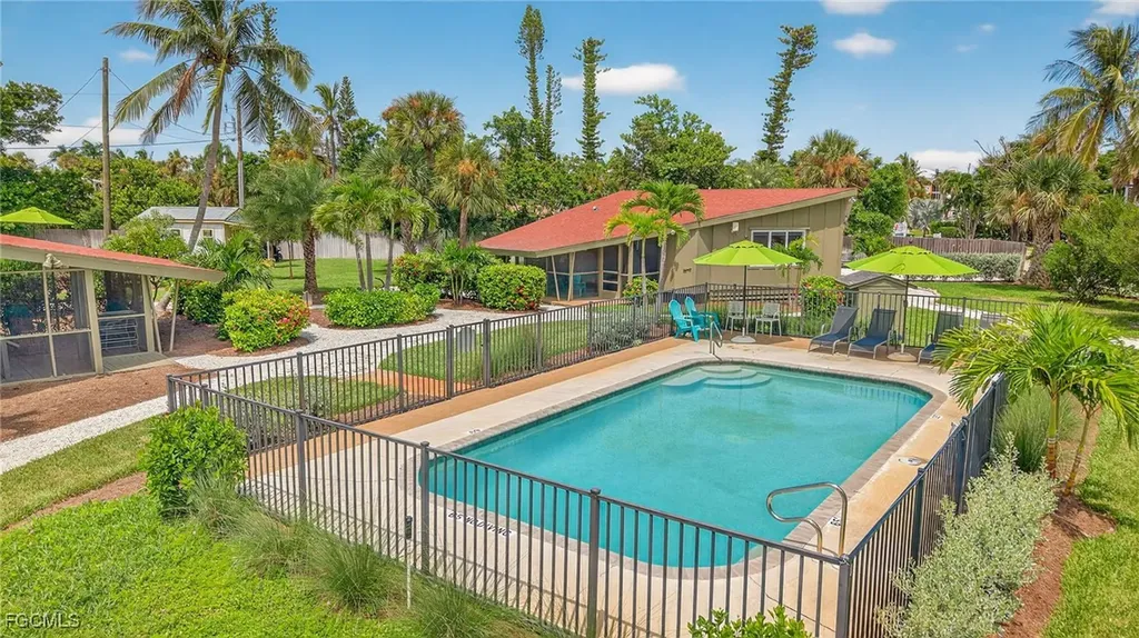 1220 Morningside Place Sanibel FL 33957