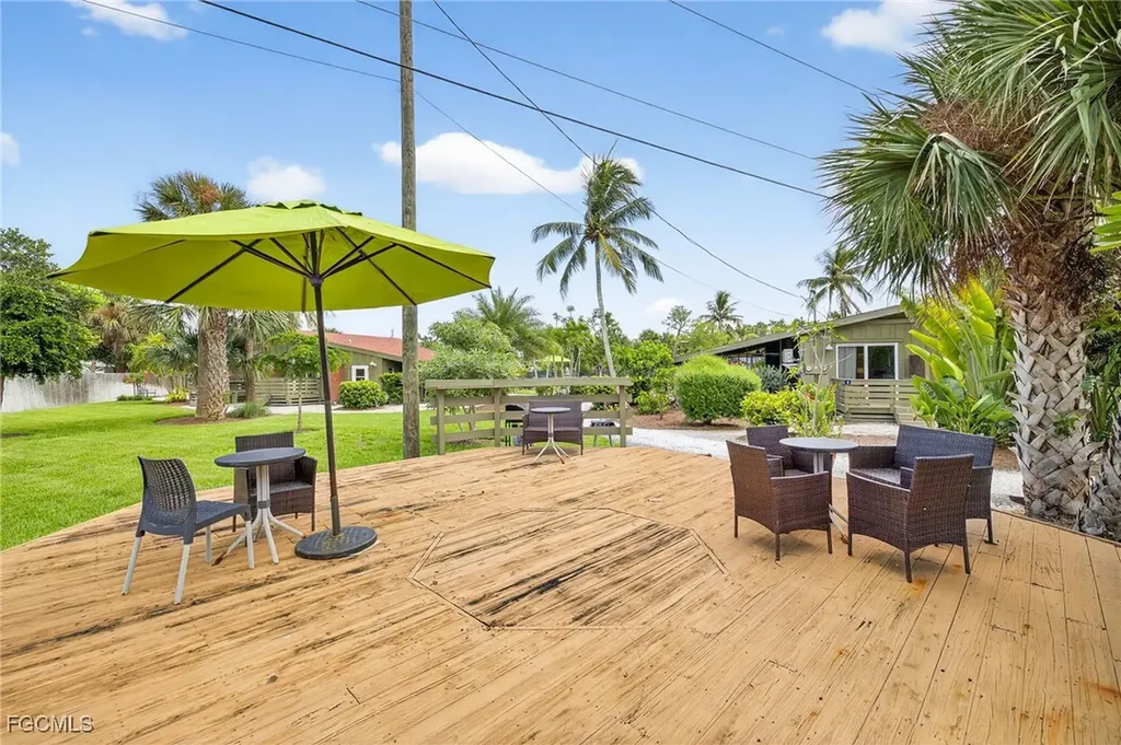 1220 Morningside Place Sanibel FL 33957