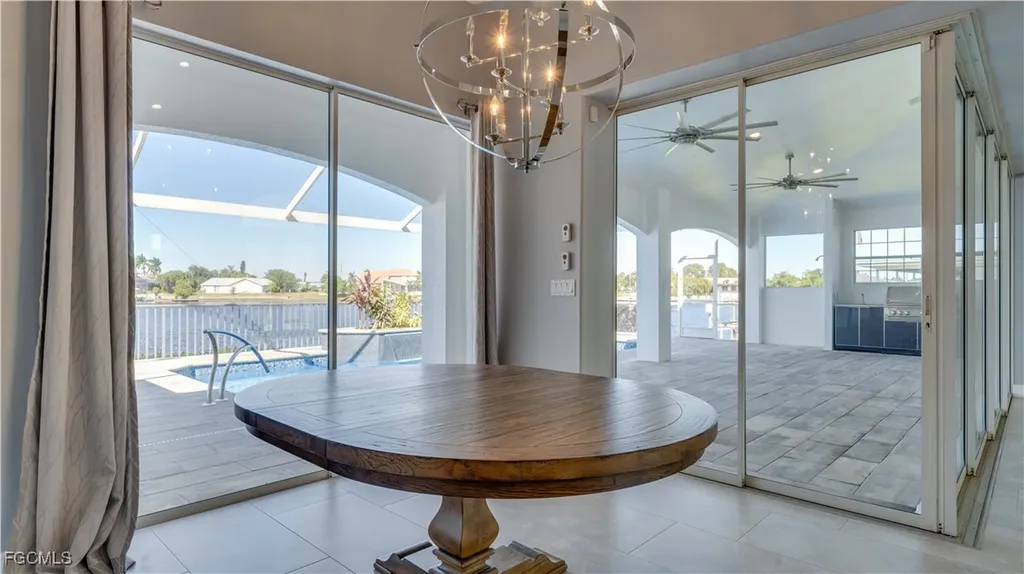 313 SE 33rd Terrace Cape Coral FL 33904