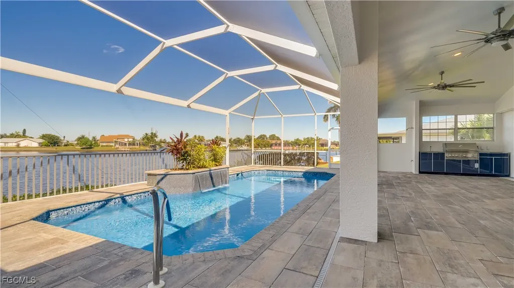 313 SE 33rd Terrace Cape Coral FL 33904