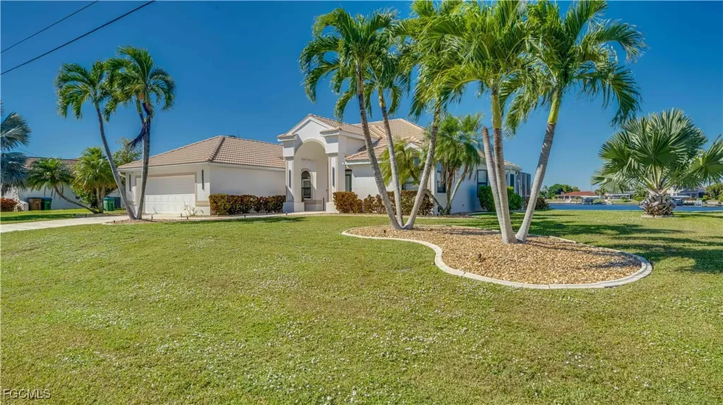 313 SE 33rd Terrace Cape Coral FL 33904