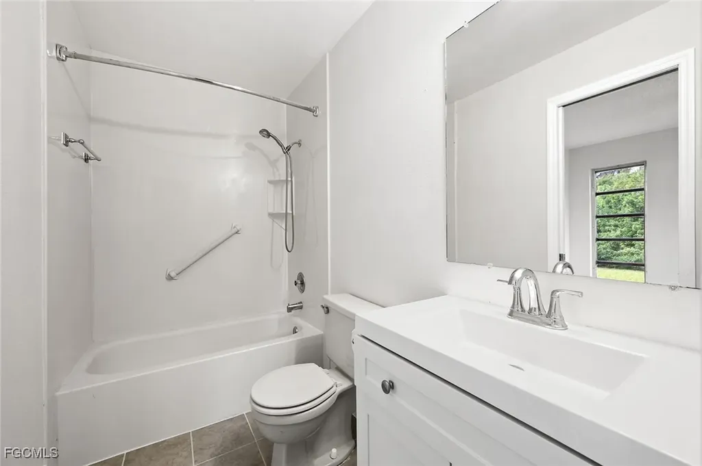 15467 Crystal Lake Drive North Fort Myers FL 33917