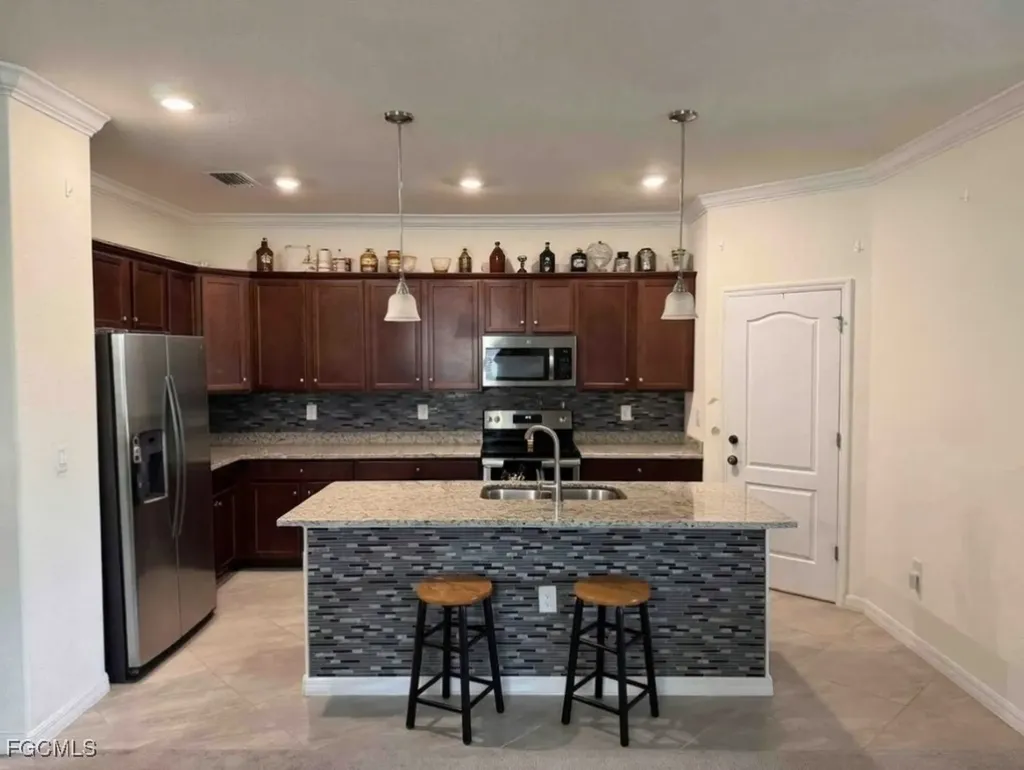 14588 Monrovia Lane Fort Myers FL 33905