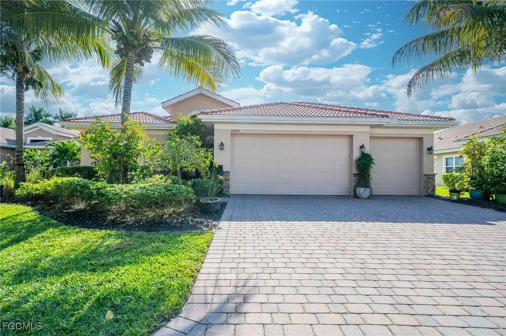 13450 Seaside Harbour Drive North Fort Myers FL 33903