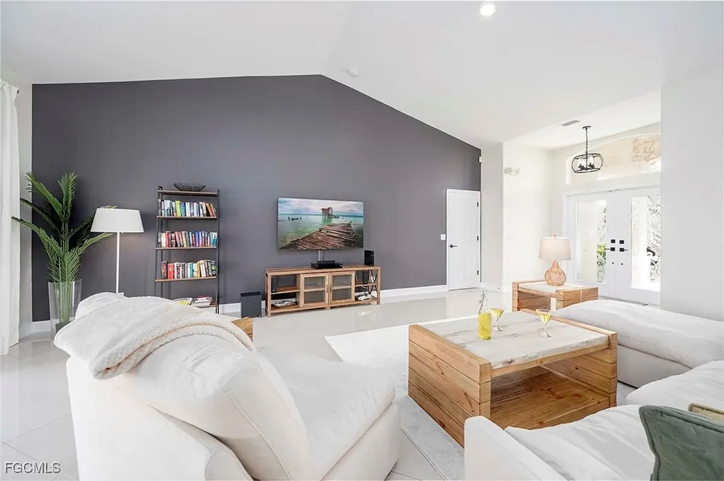 4114 SW 26th Place Cape Coral FL 33914