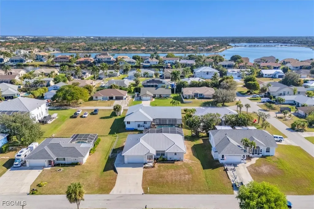 17585 Blackfriar Drive Fort Myers FL 33908