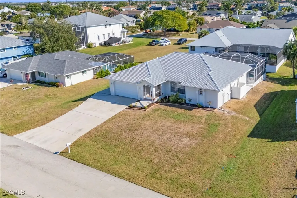 17585 Blackfriar Drive Fort Myers FL 33908