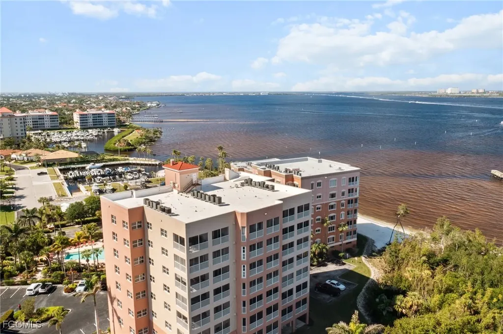 14815 Laguna Drive Fort Myers FL 33908