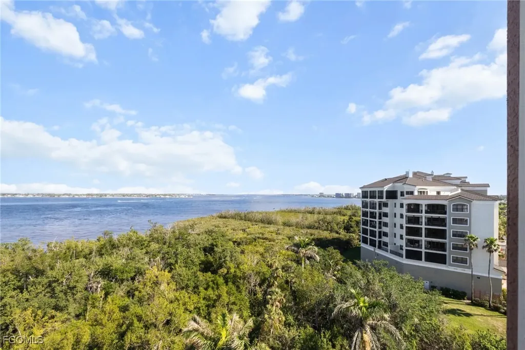 14815 Laguna Drive Fort Myers FL 33908