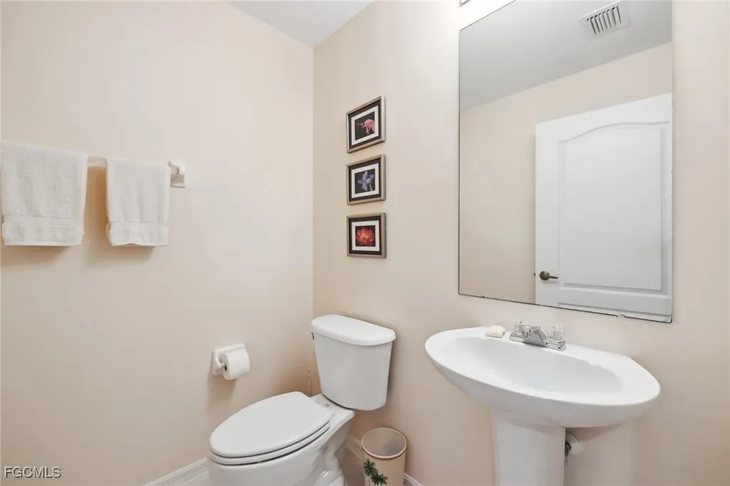 14815 Laguna Drive Fort Myers FL 33908