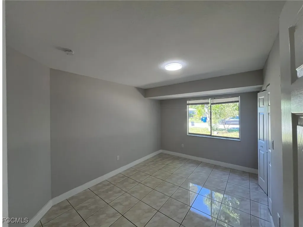 4033 School Circle Labelle FL 33935