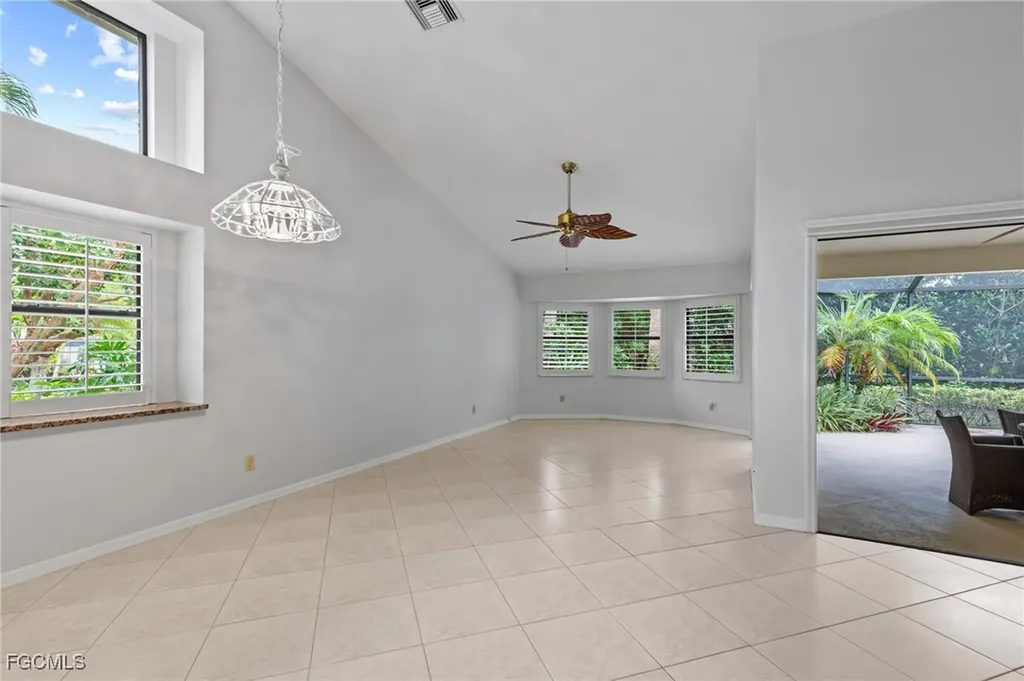 27163 Kindlewood Lane Bonita Springs FL 34134
