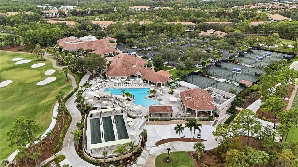 Naples FL, 8458 Radcliffe Terrace, Unit 202