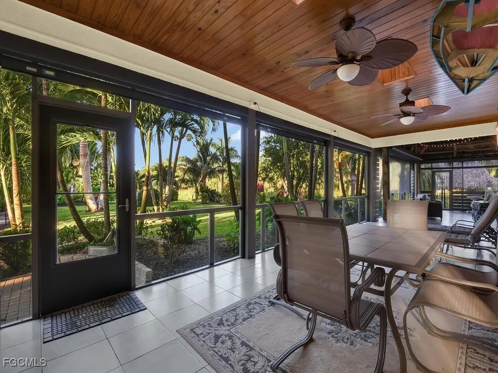 1891 Seminole Harbor Drive Alva FL 33920