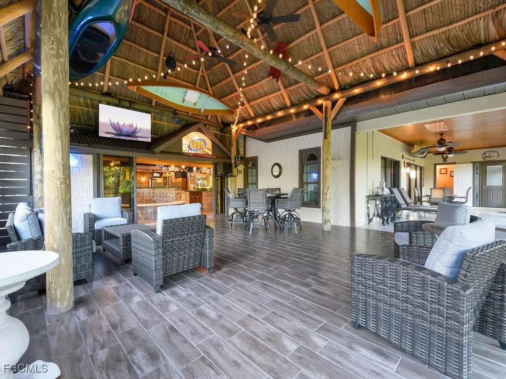 1891 Seminole Harbor Drive Alva FL 33920