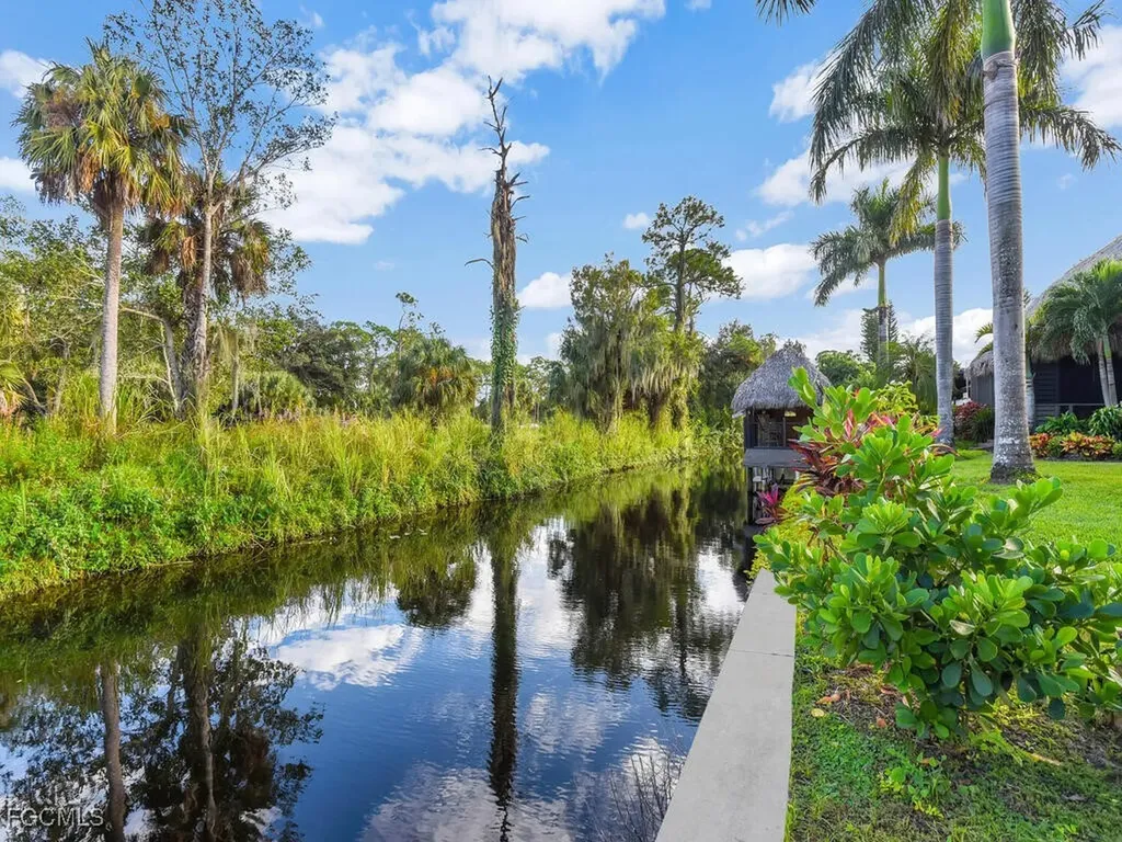 1891 Seminole Harbor Drive Alva FL 33920