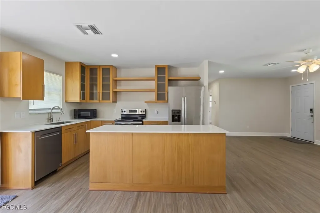 18417 Lee Road Fort Myers FL 33967