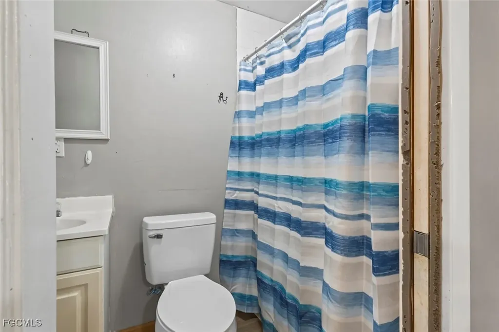 18417 Lee Road Fort Myers FL 33967