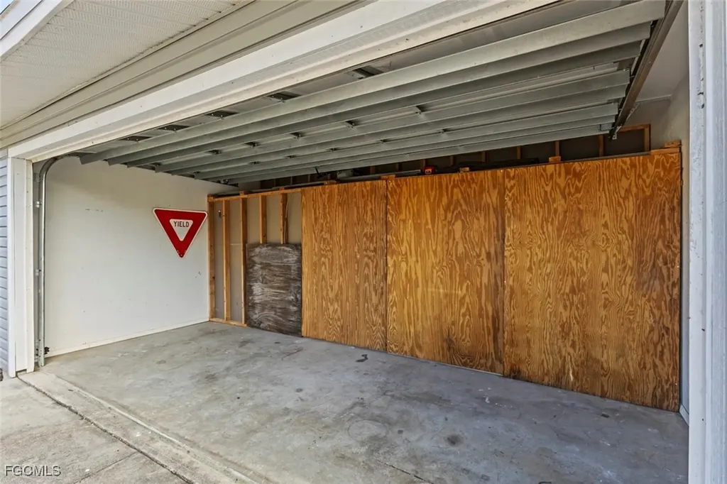 18417 Lee Road Fort Myers FL 33967