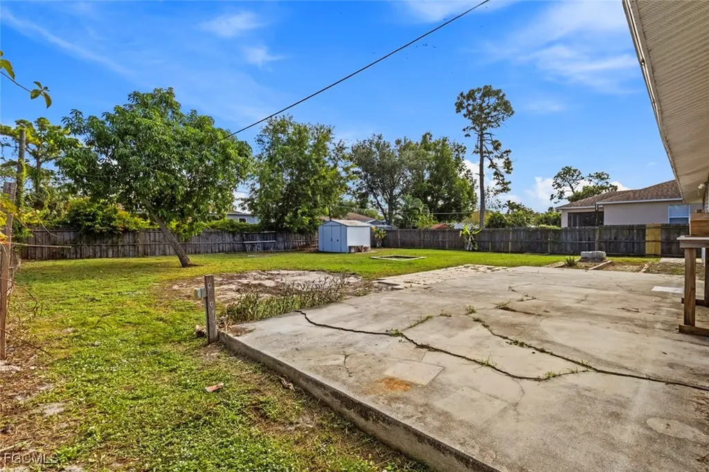 18417 Lee Road Fort Myers FL 33967