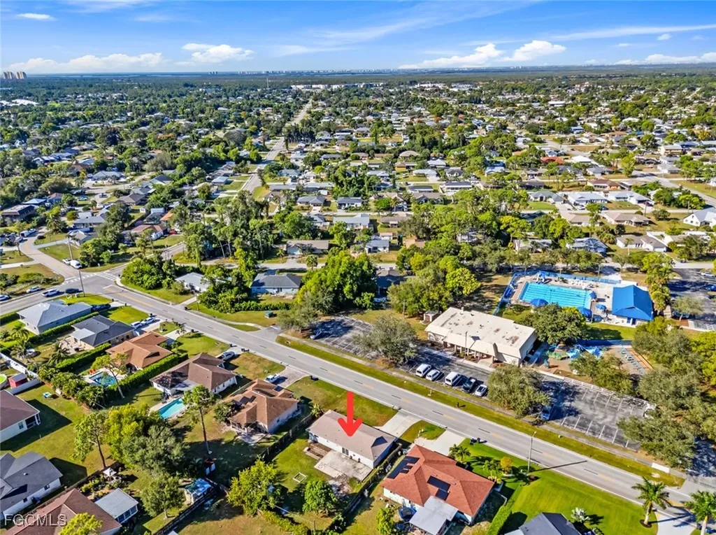 18417 Lee Road Fort Myers FL 33967