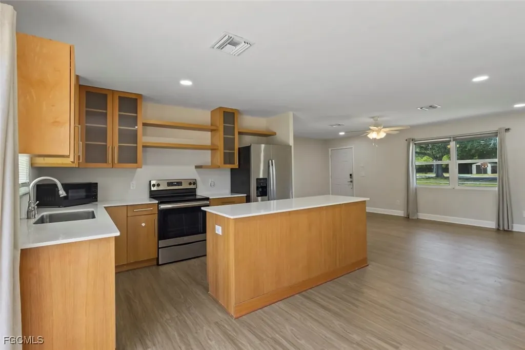 18417 Lee Road Fort Myers FL 33967