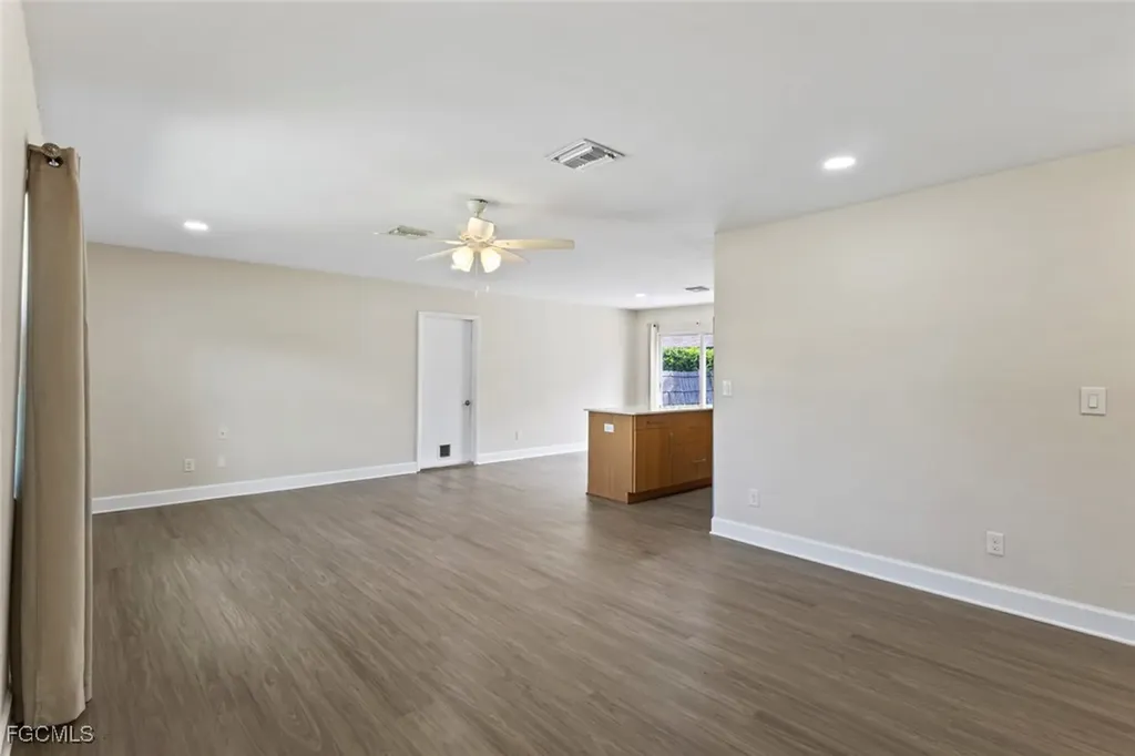 18417 Lee Road Fort Myers FL 33967