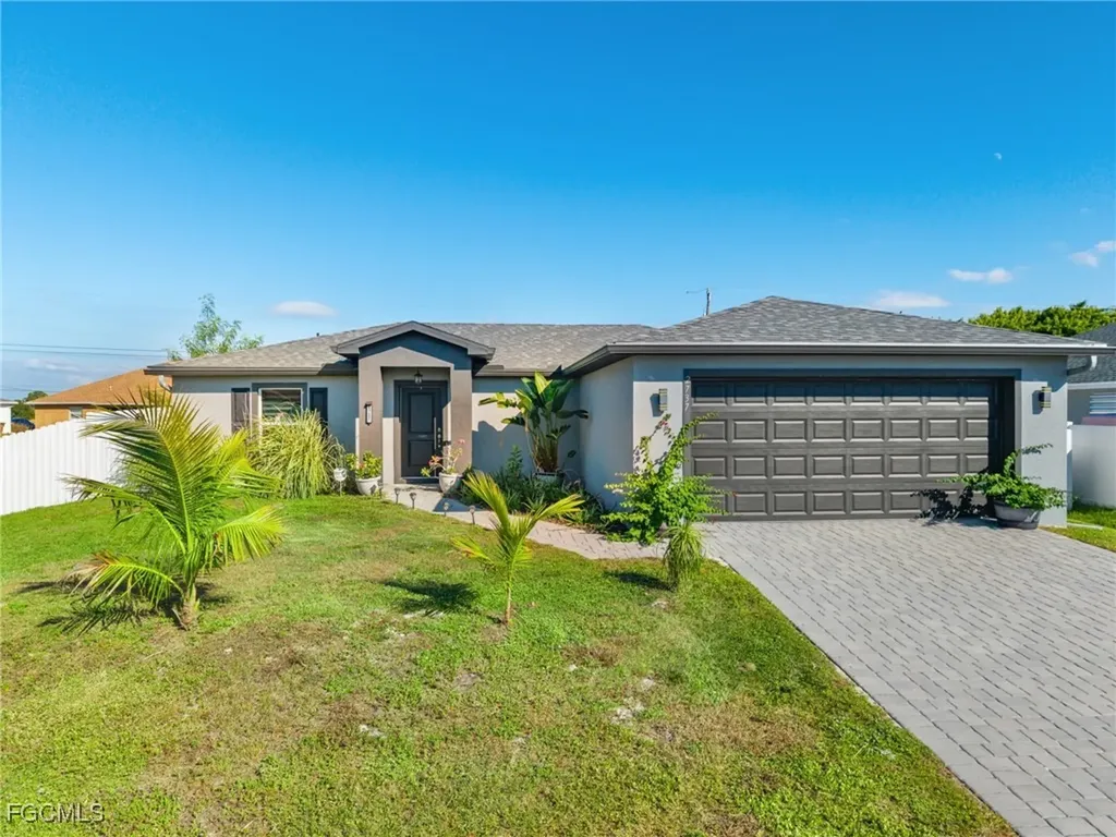2737 NE 2nd Place Cape Coral FL 33909