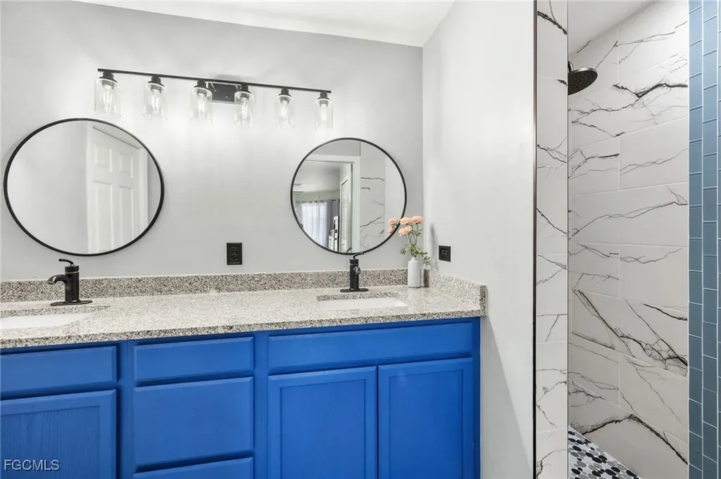 309 NE 30th Terrace Cape Coral FL 33909