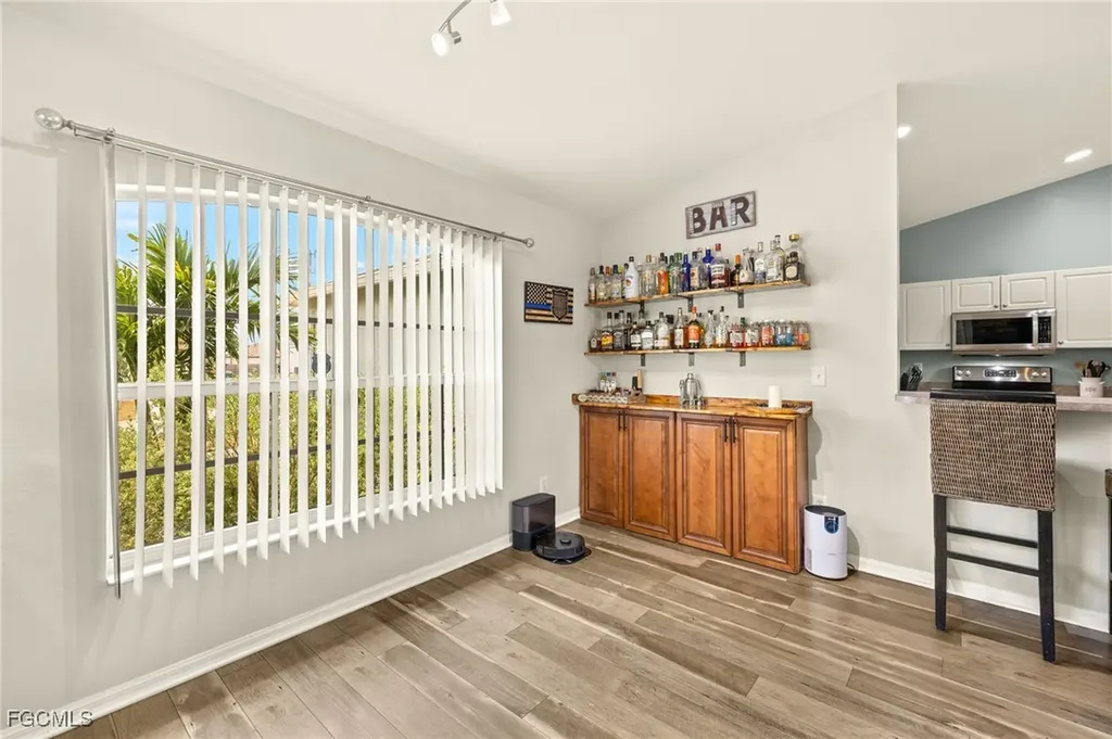 309 NE 30th Terrace Cape Coral FL 33909