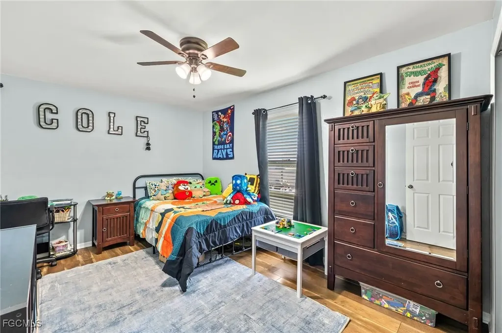 309 NE 30th Terrace Cape Coral FL 33909