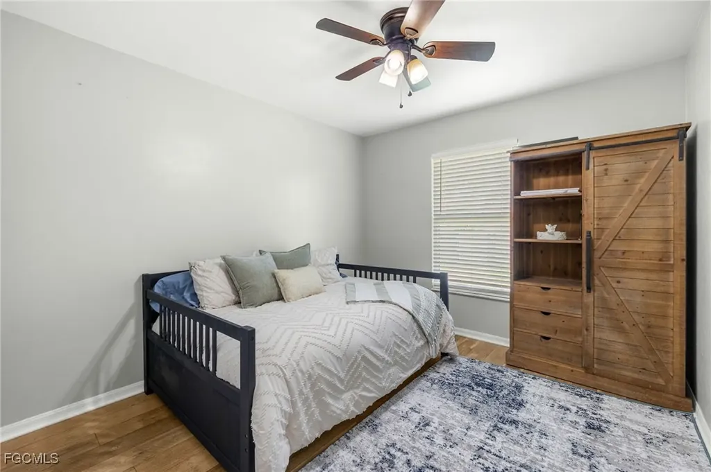 309 NE 30th Terrace Cape Coral FL 33909