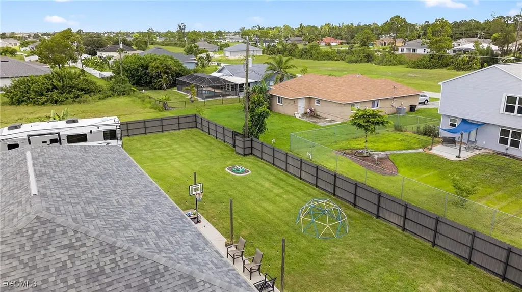 309 NE 30th Terrace Cape Coral FL 33909