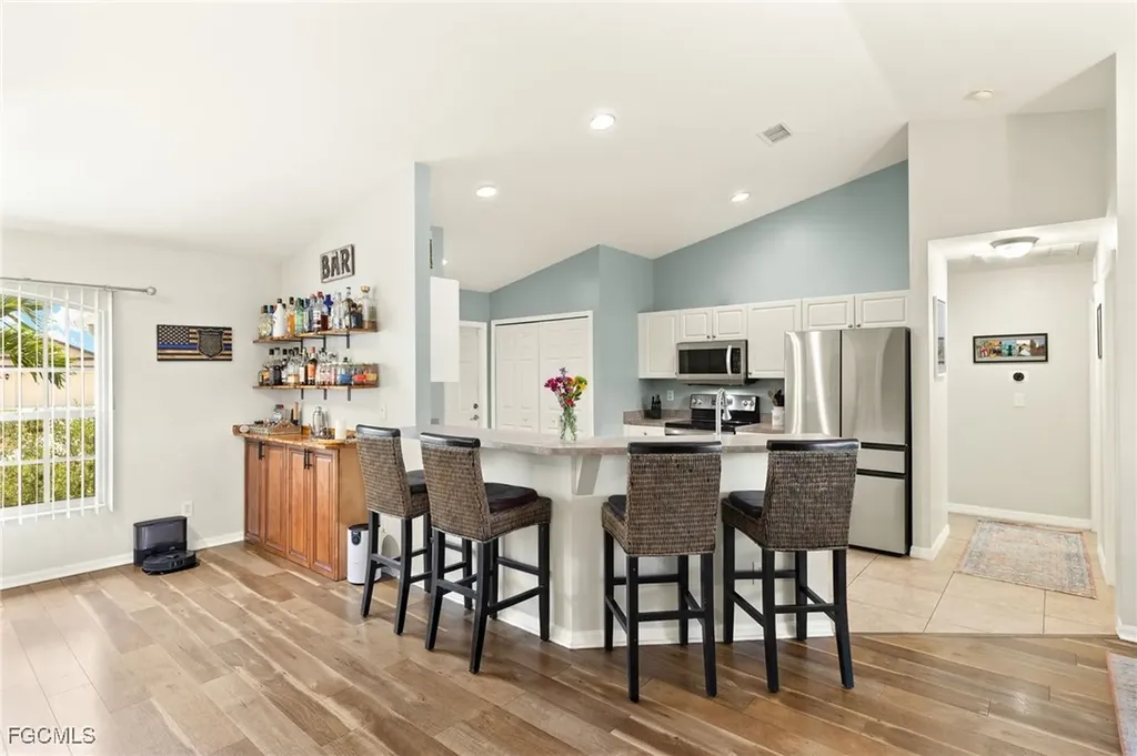 309 NE 30th Terrace Cape Coral FL 33909