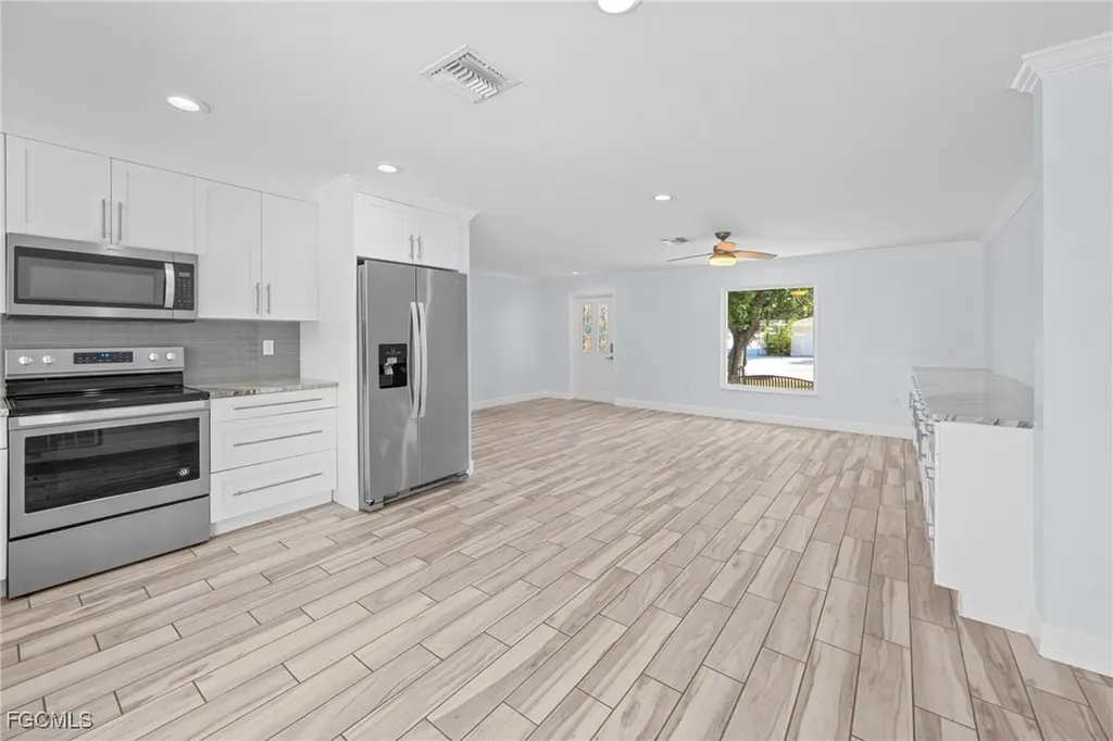 2514 SE 26th Avenue Cape Coral FL 33904