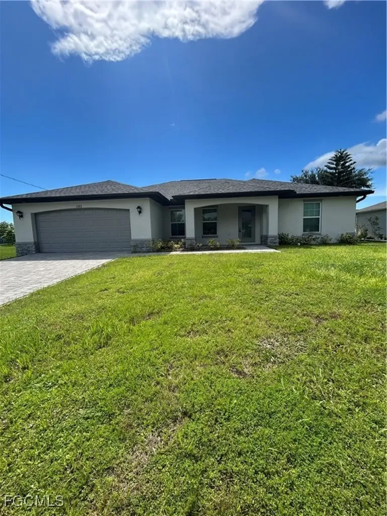 1202 NW 22nd Avenue Cape Coral FL 33993