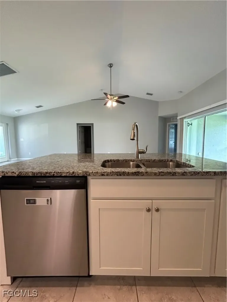 1202 NW 22nd Avenue Cape Coral FL 33993