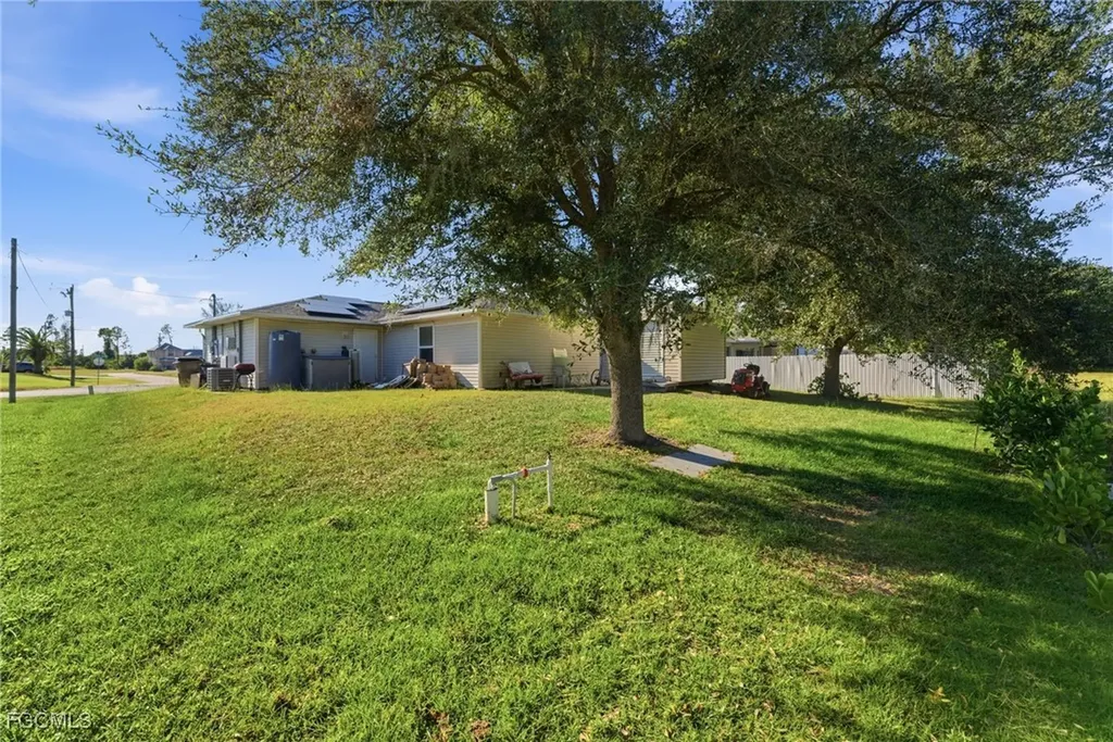 4151 Garden Boulevard Cape Coral FL 33909