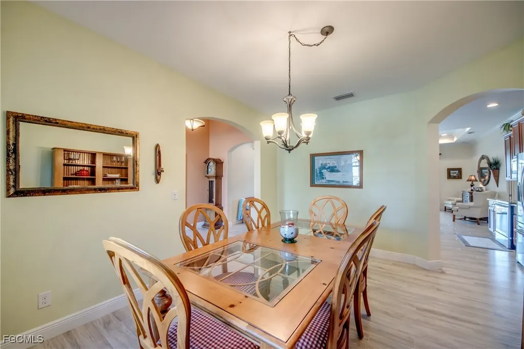 2412 Ashbury Circle Cape Coral FL 33991