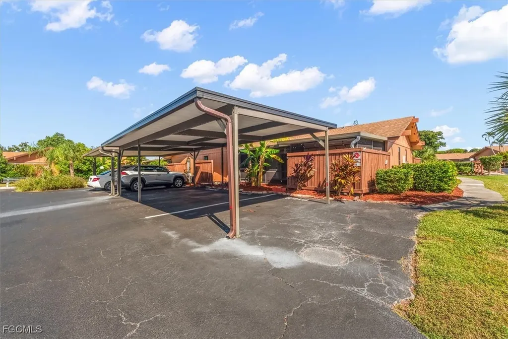 6414 Royal Woods Drive Fort Myers FL 33908