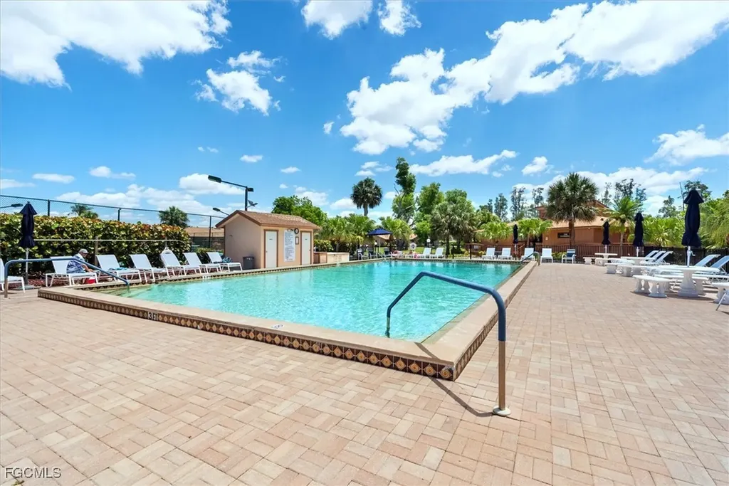 6414 Royal Woods Drive Fort Myers FL 33908