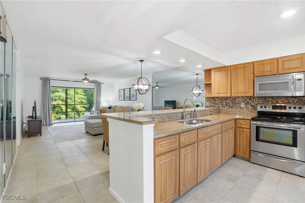 126 Pinebrook Drive Fort Myers FL 33907