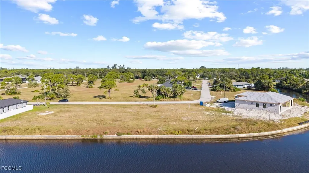 3222 NW 23rd Street Cape Coral FL 33993