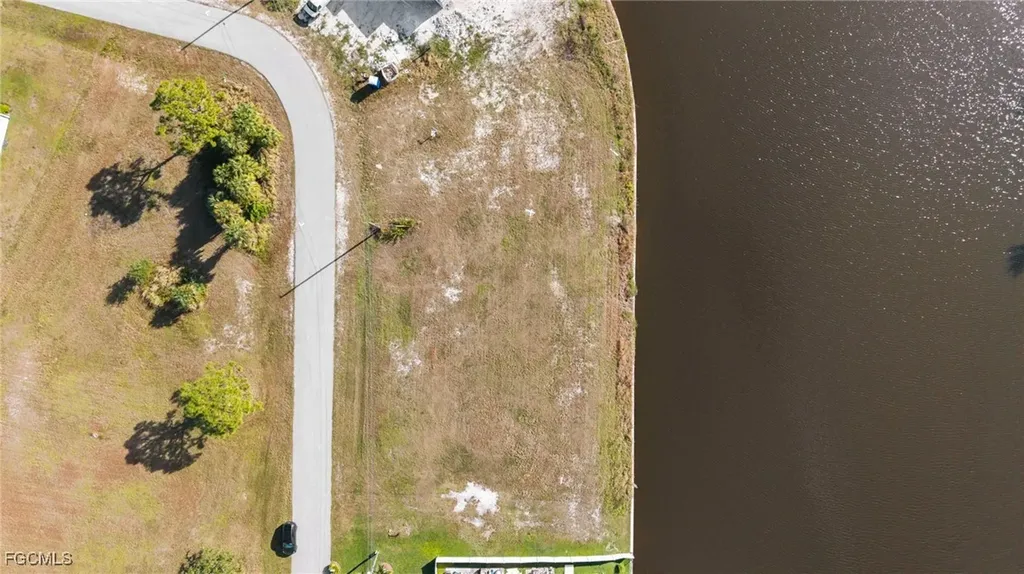 3222 NW 23rd Street Cape Coral FL 33993