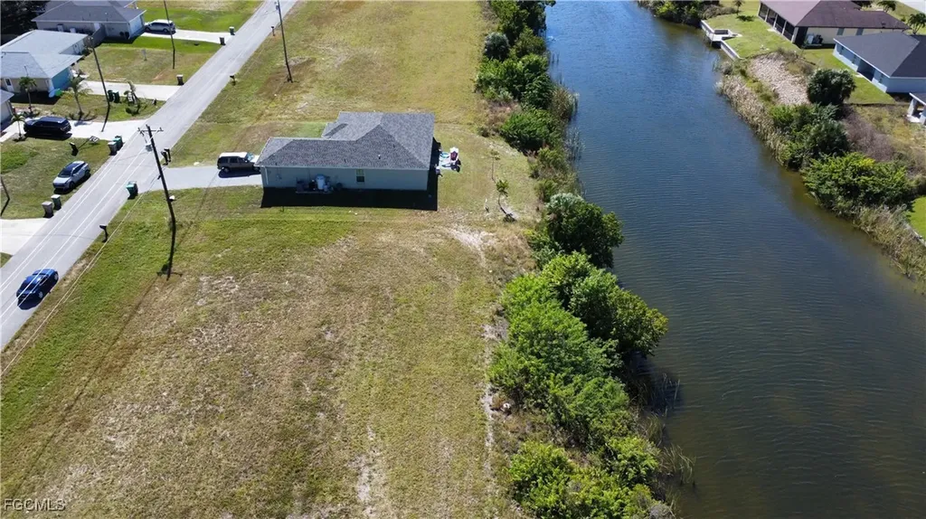 2024 NW 9th Avenue Cape Coral FL 33993